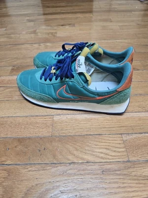 Nike Waffle Trainer 2 Green Noise/Orange Sail (DH4390 300) US Men Sz 10.5 - Image 1 of 4