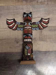 Totem firmato Marlin Alphonse Salish nuovo con etichette costa intaglio nativi prime nazioni cedro - Foto 1 di 13