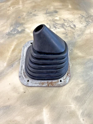 Toyota T100 1993-1998 cambio de marchas bota palanca cubierta goma negra OEM Foto 1 de 4