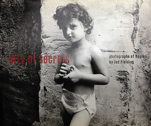 (Fotografia) J. Fielding - CITY OF SECRETS Photographs of Naples New York 1997 - Imagen 1 de 1