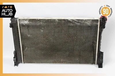 08-15 Mercedes W204 C300 GLK350 Motor Radiador de refrigeración por agua 2045004303 OEM Foto 1 de 4