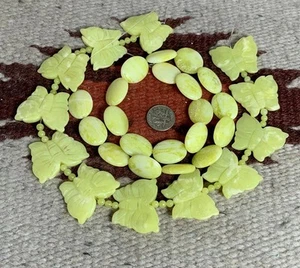 2 strands carved Lemon jade Butterfly/ pebble shape beads/(t764g-w4) - Picture 1 of 2
