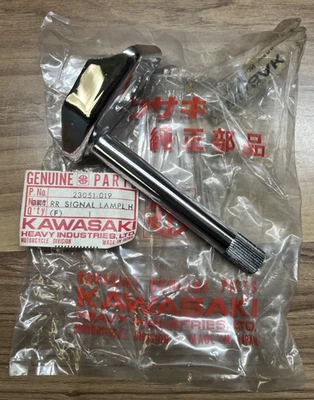 NOS Vintage Kawasaki intermitente trasero izquierdo brkt 23051-019 S2 H1 KH500 Foto 1 de 4