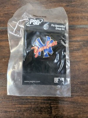 New York Yankees MLB NY Team Logo Baseball Shirt/Hat Lapel Pin - new  - Image 1 of 2