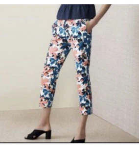 𝅺Halogen | Muted White With Coral, Blue & Yellow Floral Cropped Pants Size 16 - Picture 1 of 12