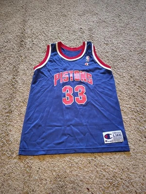 Camiseta deportiva vintage Grant Hill Champion #33 Detroit Pistons roja juvenil talla L 14-16 Foto 1 de 4