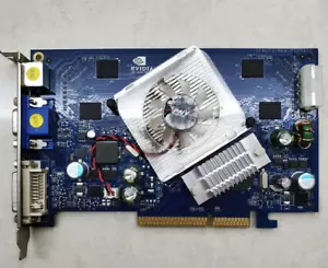 PNY GeForce 7 7600GS 512MB DDR2 (OEM) AGP Medical Color Ultra Graphics Card - Picture 1 of 2