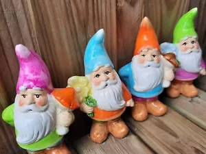 Gartenzwerge lustiger Streich Neuheit Geschenk Haus Outdoor glasiert x4 UK VERKÄUFER - Bild 1 von 4