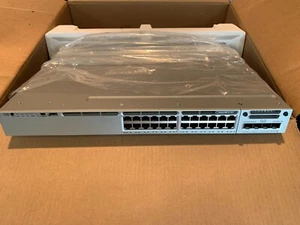 Cisco WS-C3850-24P/K9 24 Port PoE+ Switch 2x 715W, C3850-NM-2-10G - Picture 1 of 3