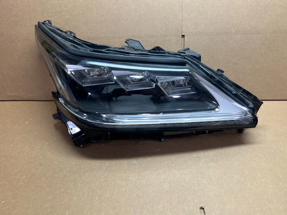OEM 2016 2017 2018 2019 2020 2021 LEXUS LX570 FARO LED DERECHO DERECHO *DAÑADO* Foto 1 de 4