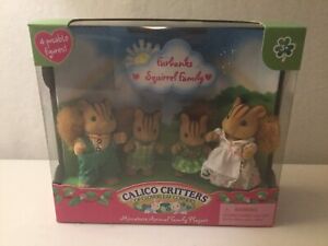 Vintage 2009 Calico Critters of Cloverleaf Corners Furbanks Squirrel Family New