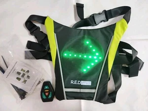 LED Indicator Vest For Cyclist/walker - Picture 1 of 4
