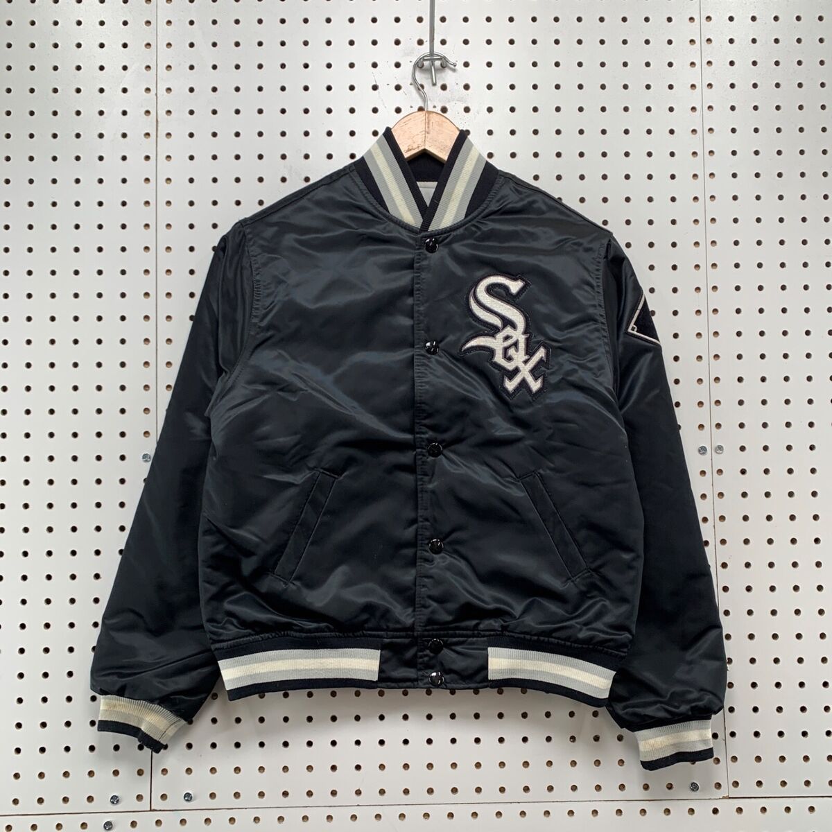 Chicago White Sox White MLB Jackets for sale | eBay Chicago White Sox White MLB Jackets for sale | eBay
