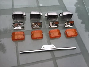 BMW Aluminum Turn Signal Set With Rear Mounting Bar - Picture 1 of 10
