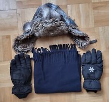 Id026: Herren Winter-Set: dunkelblauer Schal + schwarze Handschuhe + warme Mütze
