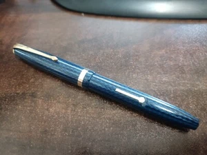 SUPERB CONWAY STEWART 85L BLLUE HERRINGBONE FOUNTAIN PEN 14ct GOLD NIB BOXED - Imagen 1 de 11