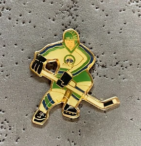 Swift Current Broncos Player WHL Hockey Pin - Imagen 1 de 2