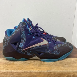 Nike LeBron 11 Summit Lake Hornets Hombres 13 Púrpura Azul Zapatos 616175 500 - Imagen 1 de 14