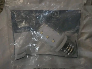 Genuine Frigidaire 5304511738 Refrigerator LED Light Bulb (NEW) - Picture 1 of 3