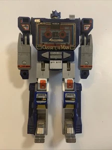 Figura de acción Microman MC10 Cassette Man de colección edición Transformers - Imagen 1 de 7