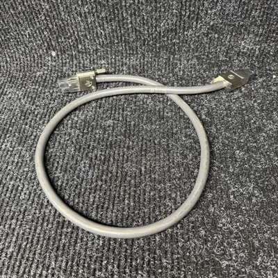 Cable de 1 m fuente de alimentación externa/redundante J9806A HPE HP Aruba 640 Foto 1 de 4