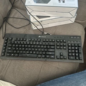 Wired Gaming Keyboard Corsair K55 RGB PRO Black Tested Fast Shipping - Picture 1 of 5