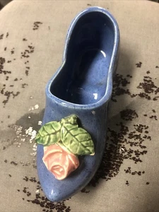 De colección. "Zueco para zapatos McCoy Pottery 1940-1960 azul holandés maceta rosa 7,5"" L" - Imagen 1 de 8