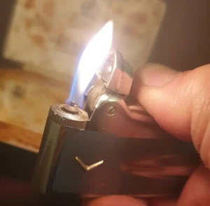 Ronson Varaflame Gasfeuerzeug - Bild 1 von 5