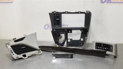 20 2020 TOYOTA SIENNA XLE DASH BEZEL KIT SET  - Image 1 of 4