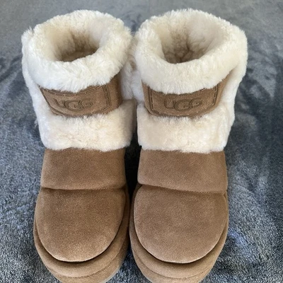 Botas de invierno Ugg clásicas chillapeak gamuza castaño nieve para mujer talla 6 nuevas sin etiquetas Foto 1 de 4