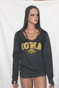 FELPA CON CAPPUCCIO SCOOP NCAA IOWA HAWKEYES NUOVA CON ETICHETTE NERA TAGLIA SMALL - Foto 1 di 8