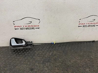 02-05 福特雷鸟前乘客右内铬门把手带电缆 — 第 1/4 张图片