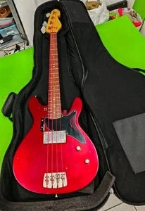 Bajo eléctrico Sandberg Florence 30" Shortcale Mensur, Soft Aged Rubyred como nuevo - Imagen 1 de 9