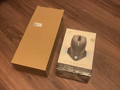 Alienware AW610M Wired/Wireless Gaming Mouse - Dark Side of The Moon - Image 1 of 2