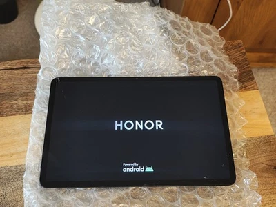 HONOR PAD 8 128GB STORAGE TABLET WITH WIFI: MODEL NO HEY-W09 CRACKED  - Image 1 of 4