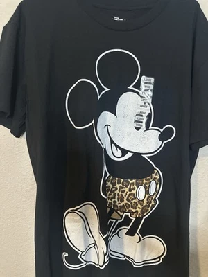 Camisa de manga corta Mickey Mouse leopardo negra de Disney para mujer talla grande Foto 1 de 4