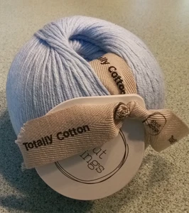 About Strings 100 % Bio-Baumwolle No.3 Light DK Garn 3,5 oz (100 g) Cloud - Bild 1 von 3