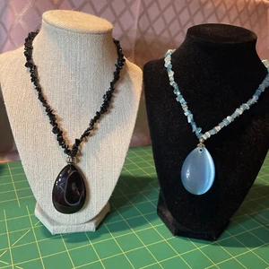Necklace Lot Of 2 Black & Blue Beaded Pendant Statement 17 Inch Statement Piece - Picture 1 of 11