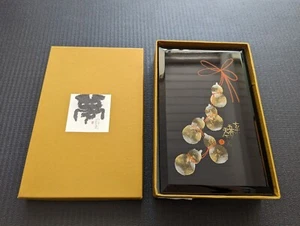 Elegant Japanese Lacquered Wood Letter Box With 5 Gourds With Auspicious Meaning - Picture 1 of 8
