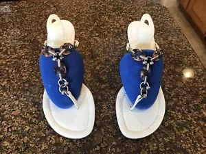 Manolo Blahnik weißer Tanga Metall/Schmuck Absätze Sandalen Schuhe 38,5 $ 745,00 MODELL - Bild 1 von 9