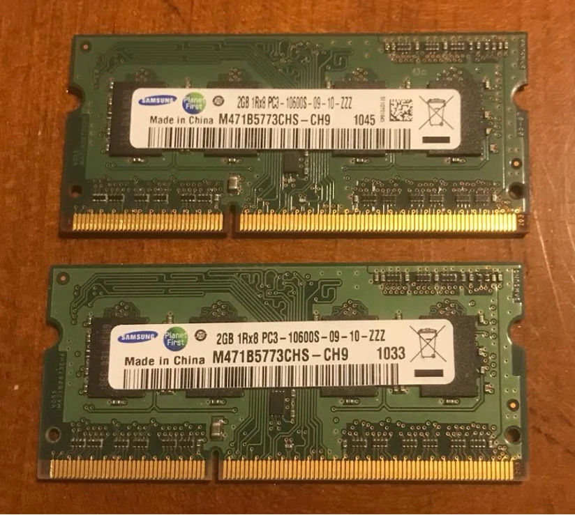 Samsung 4GB (2x2GB) 1Rx8 PC3-10600S DDR3-1333MHz  Memory RAM  M471B5773CHS-CH9 - Image 1 of 1