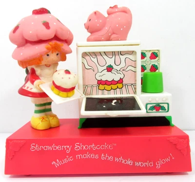 Strawberry Shortcake Light Up Oven Stove AM Radio Vintage 1982 Rare - Image 1 of 4