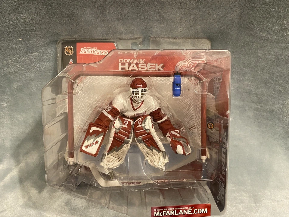 McFARLANE SPORTS PICKS DOMINIK HASEK DETROIT ALAS ROJAS PORTERO NHL Foto 1 de 1