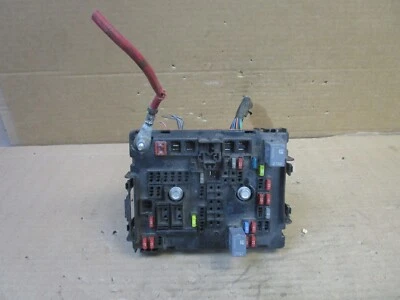08 09 GMC Savana Interior Cabin Fuse Box Relay Junction Block 2008 2009 25888300 Foto 1 de 4