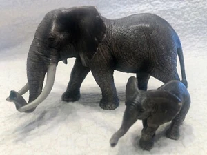 Schleich 2011 African Elephant Bull D-73527 7.5"x4" AND 2012 Calf 14658 Retired - Picture 1 of 11