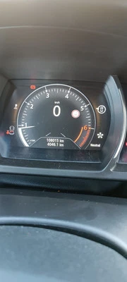 Auto  - Bild 1 von 4