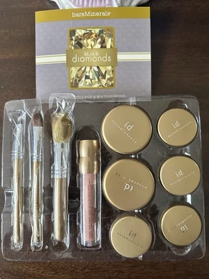 Juego de Maquillaje Colección 10 Piezas Diamantes Negros Bare Minerals Escentuals Foto 1 de 4