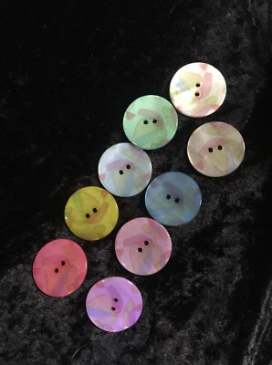 Italian Shell Patterned Buttons 28mm 9 Colours  SEHLBACH & WHITING - Image 1 of 4