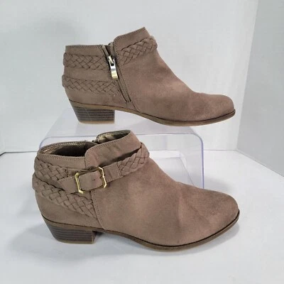 Lifestride 女式记忆泡沫踝靴 Adriana Taupe 人造麂皮绒 8M 码 — 第 1/4 张图片
