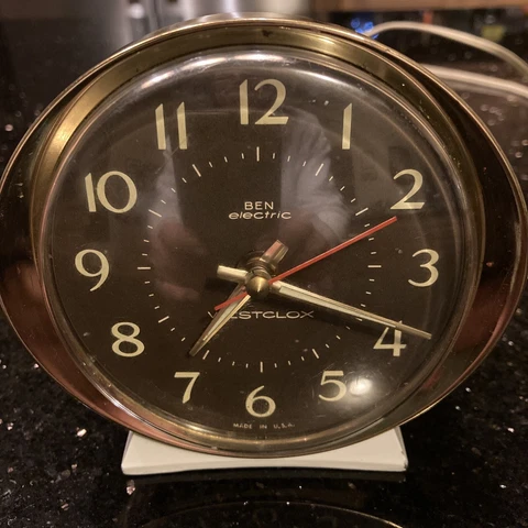 VINTAGE  WESTCLOX BEN ELECTRIC DIALITE S 12 V ELECTRIC ALARM CLOCK T-587 USA Cover